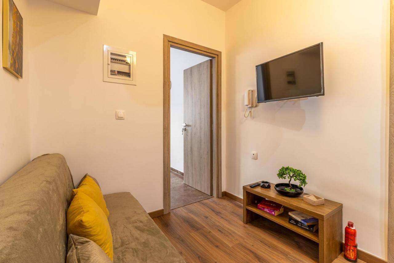 Korinthos Downtown Apartment Экстерьер фото