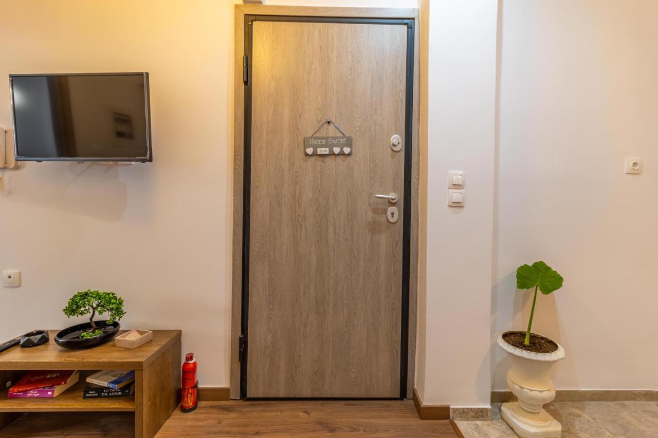 Korinthos Downtown Apartment Экстерьер фото